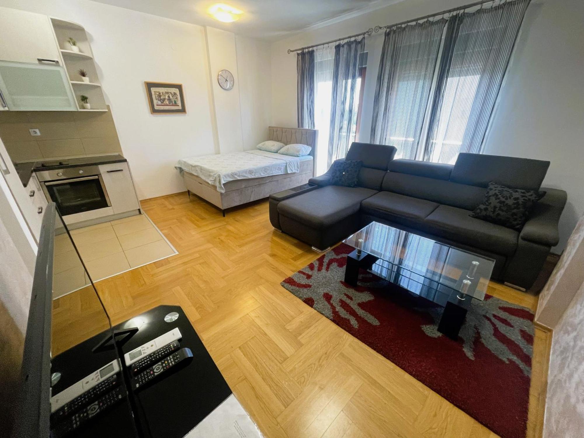 Renta Stanovi Podgorica 아파트 외부 사진
